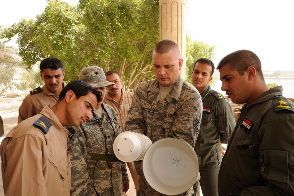 Airmen Reign, Shine Over Weather Operations in Iraq