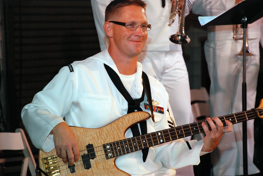 Fleet Forces Jazz  Ensemble Performs in Virginia Beach