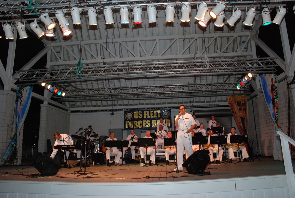 Fleet Forces Jazz  Ensemble Performs in Virginia Beach