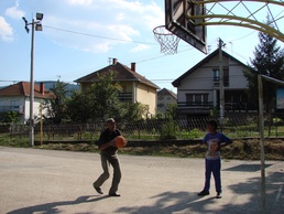 Serbians, Americans demonstrate power of teamwork, community