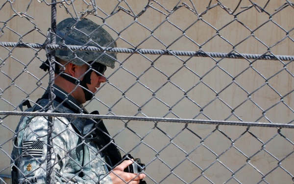 Soldiers Deliver Dog Food to IP Kennel