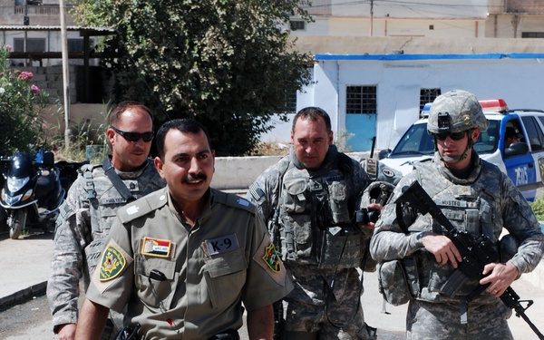 Soldiers Deliver Dog Food to IP Kennel