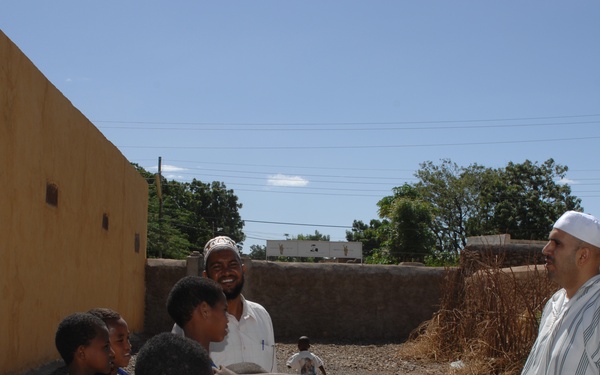 U.S. Muslim chaplain visits Africa during Ramadan