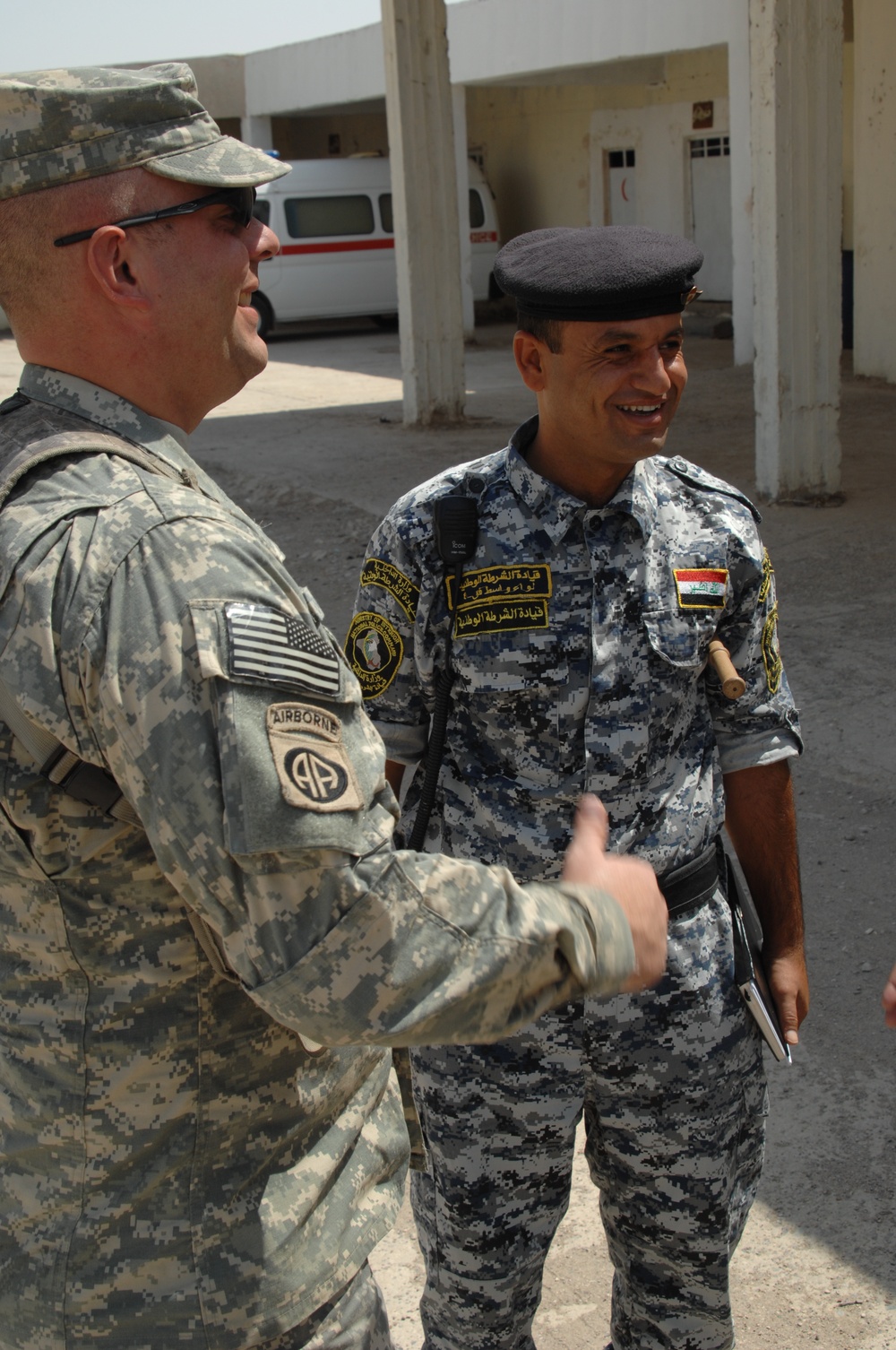 U.S. soldiers visit Wasit Police Brigade compound