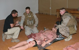 Marines learn, practice combat lifesaving techinques