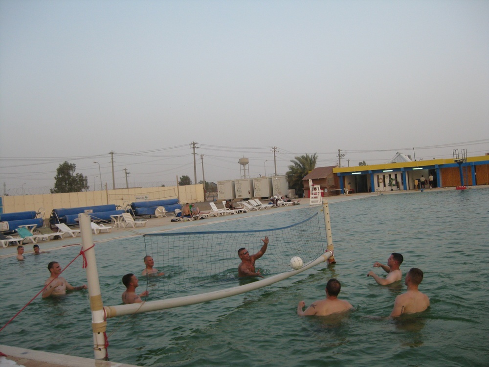 Soldiers Bond With Barbecue and Water Volleyball