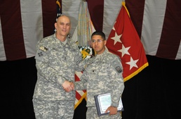 Peru native becomes citizen during mass naturalization at Baghdad