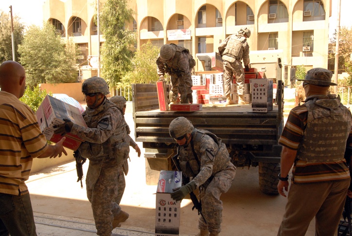 U.S. Army donates computers to Kirkuk College of Science
