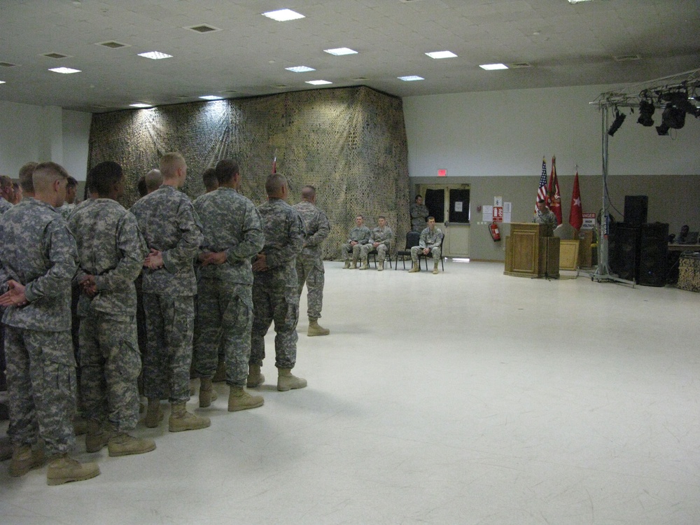 Husband and Wife Take Command as Soldiers Bid Farewell to Outgoing Officers