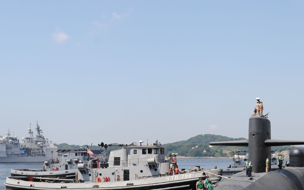 USS Ohio in Japan