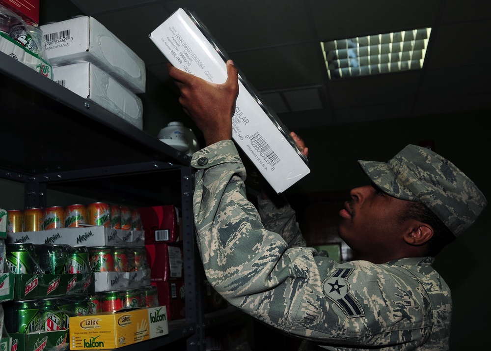 386th FSS Dining Facility Personnel