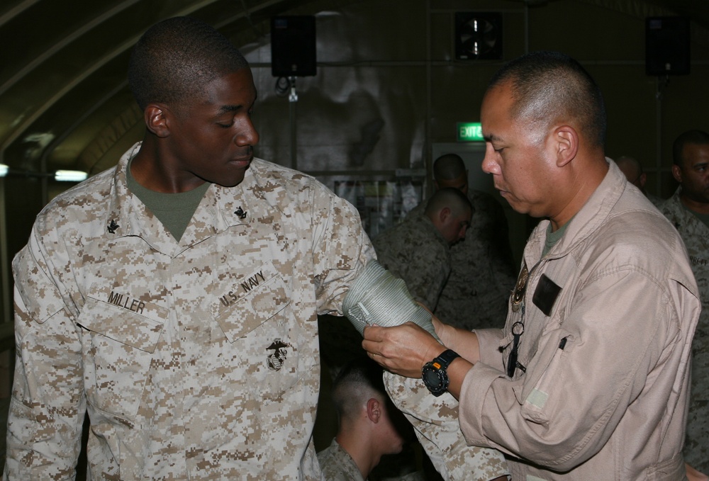 22nd Expeditionary Unit Marines save artificial lives to learn