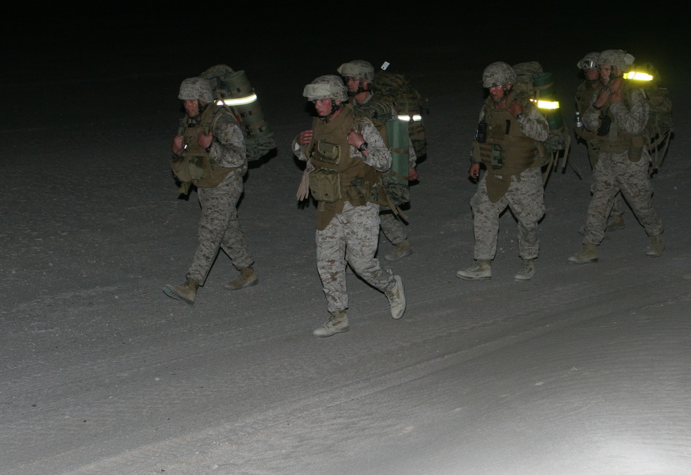 22nd Expeditionary Unit Marines and Sailors conduct hike