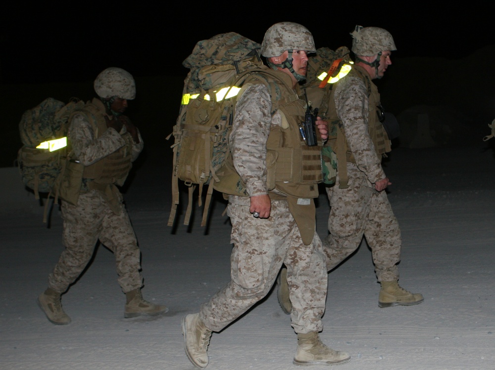 22nd Expeditionary Unit Marines and Sailors conduct hike