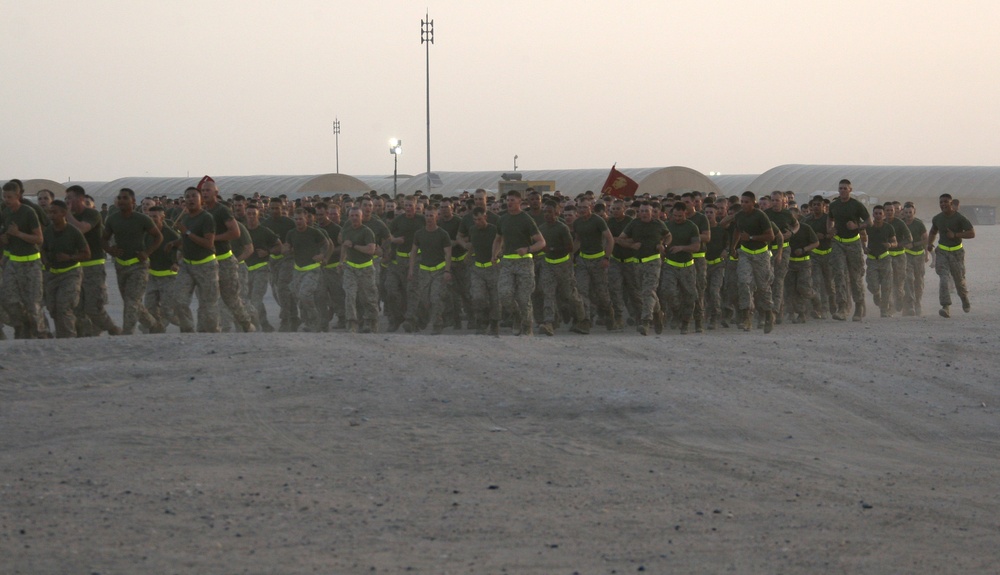 22nd Marine Expeditionary Unit celebrates hump-day with motivational run