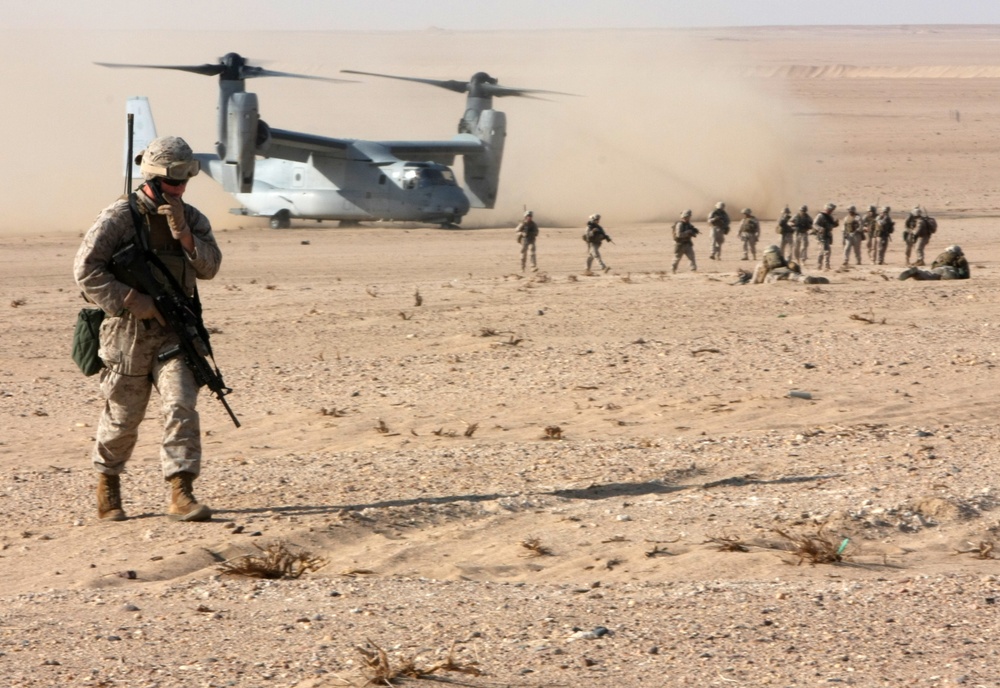 22nd Marine Expeditionary Unit conducts Helicopter Assault Course