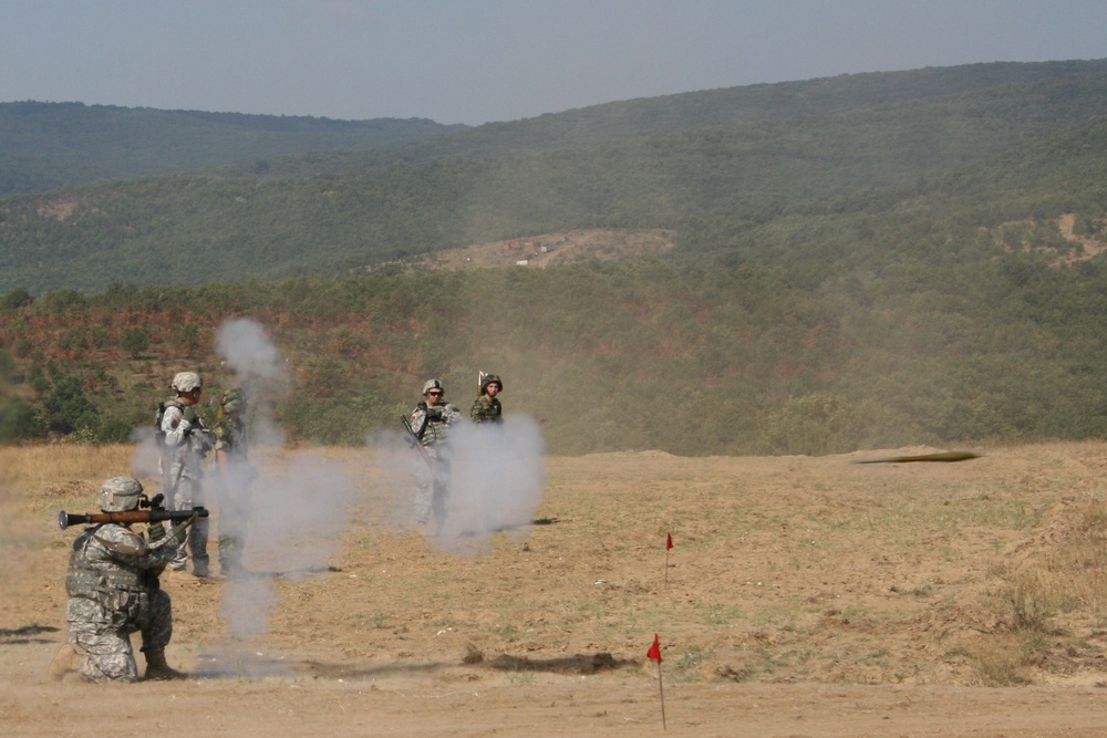 Guardsmen participate in combined training with Bulgarians