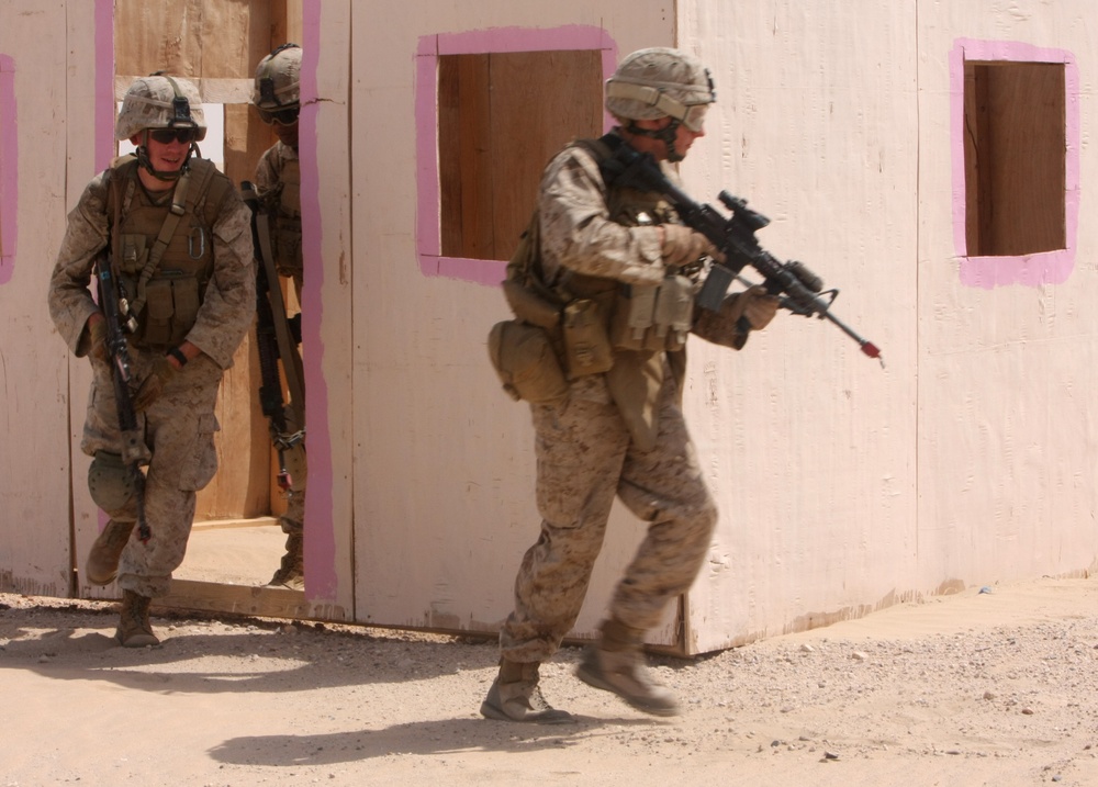 22nd MEU conducts final exercise ashore in Kuwait