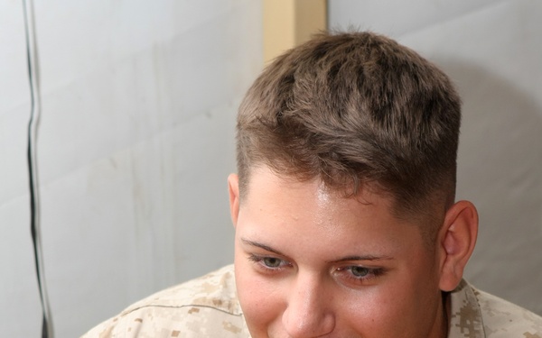 22nd MEU and USO Help Dads 'be There' for Their Children