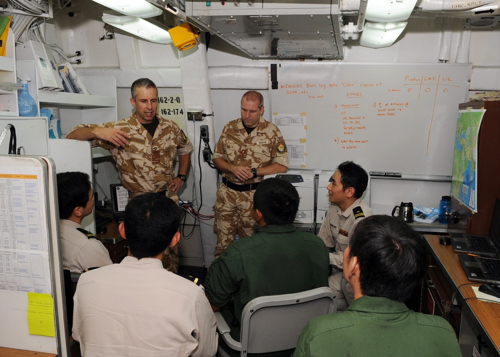 Officers visit Anzio from JS Harusame