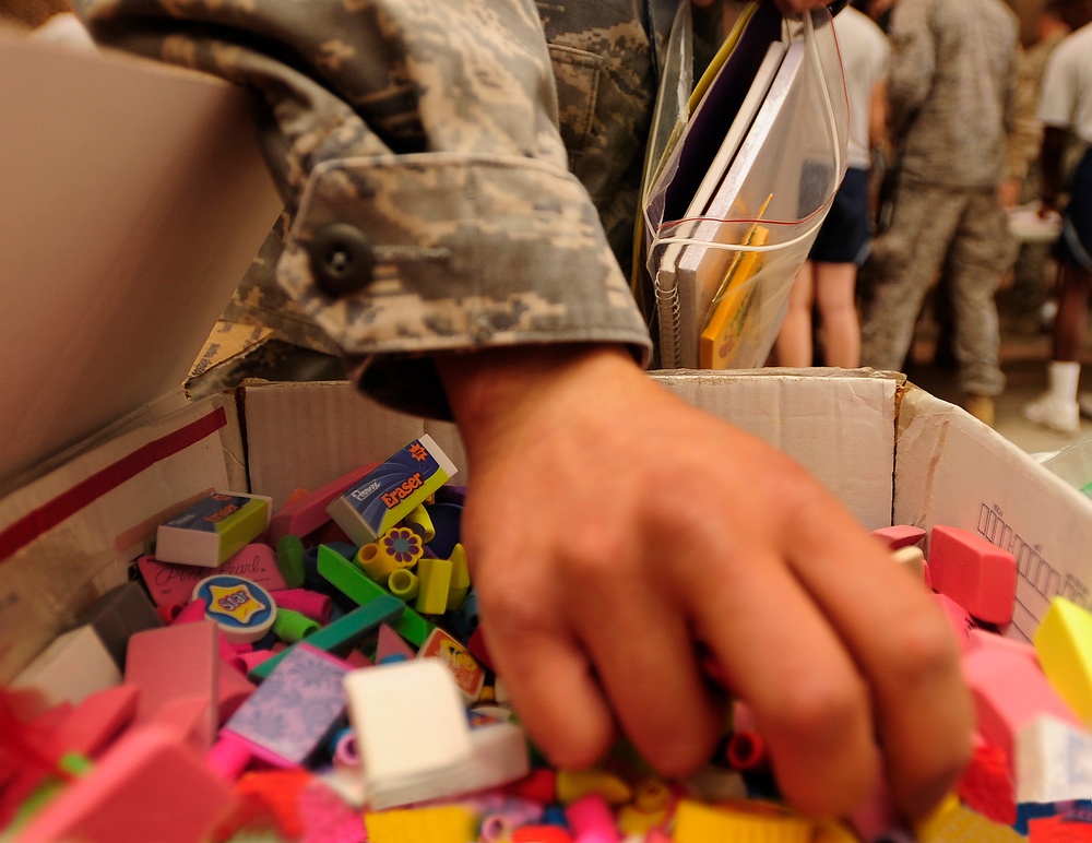 Gearing up for school: Airmen donate supplies to Iraqi children