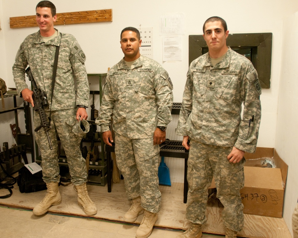 Paratrooper medics replace corpsmen at Camp Ramadi, Iraq