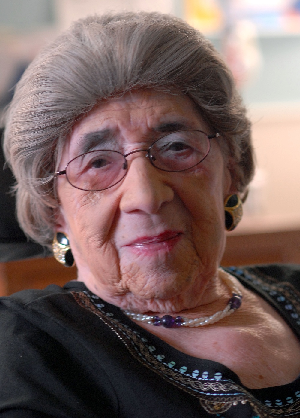 Face of Defense: World War II Veteran Lives to Make Them Laugh