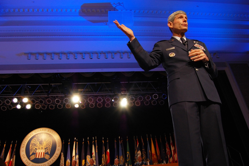 Air Force chief calls for collaboration between Guard, active duty