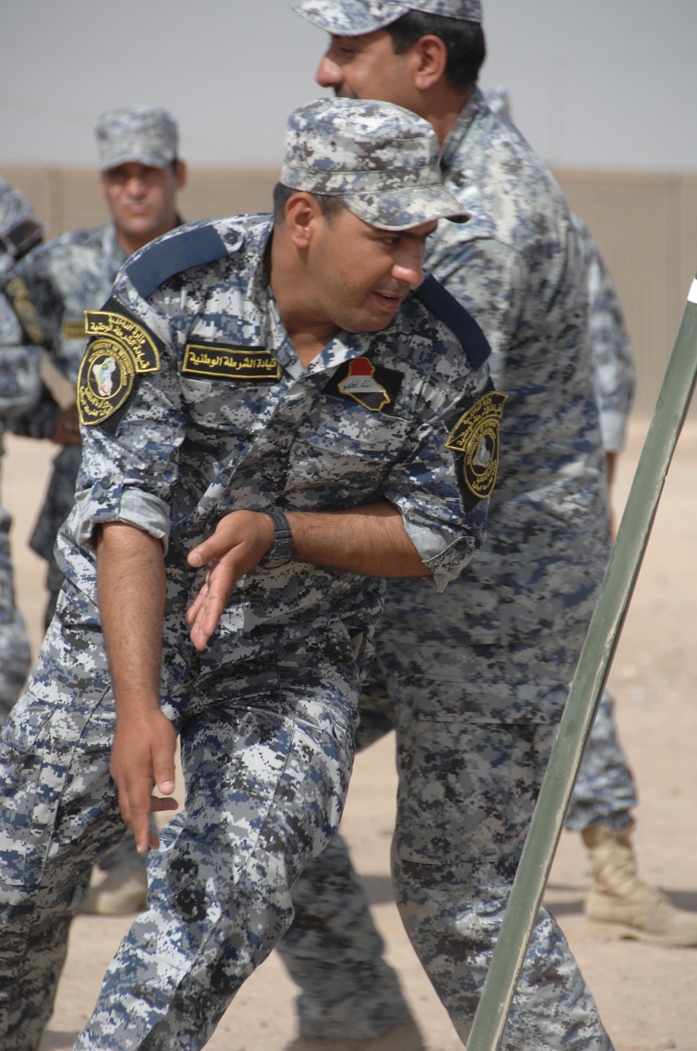 Iraqi police practice room clearing techniques