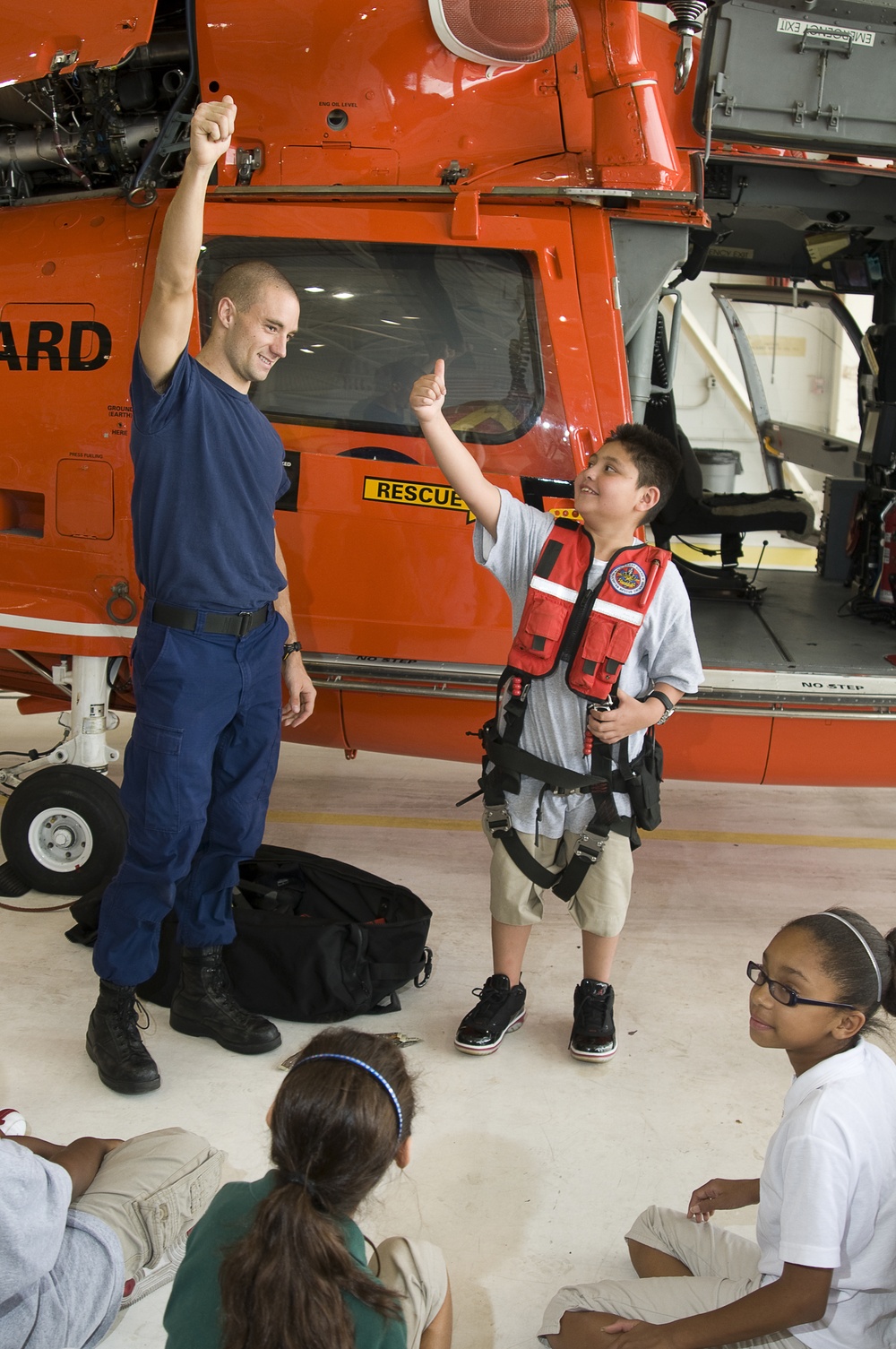 Air Station Houston Rescue Swimmer Gives the