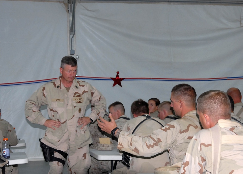 MCPON West Conducts Town Hall Meeting at Camp Leatherneck