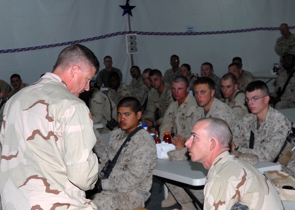 MCPON West Conducts Town Hall Meeting at Camp Leatherneck