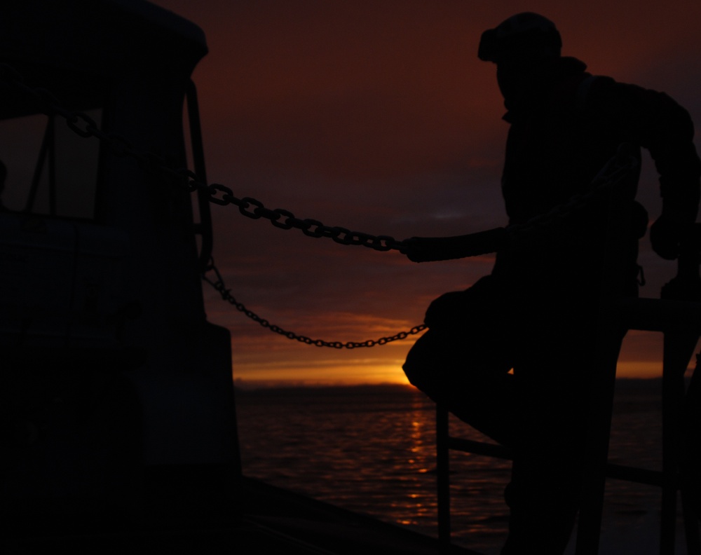 Coast Guard Station Bellingham Crew Prepares for Helicopter Hoist Training