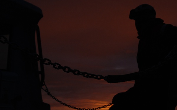 Coast Guard Station Bellingham Crew Prepares for Helicopter Hoist Training