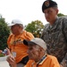 Soldiers help vets tour DC