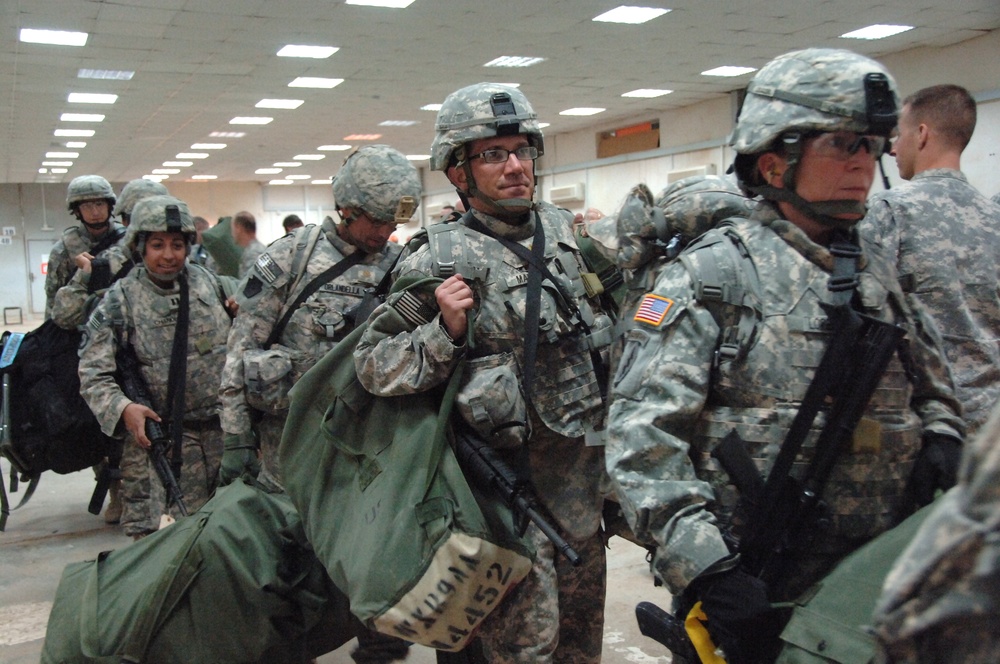 Pennsylvania National Guard departs