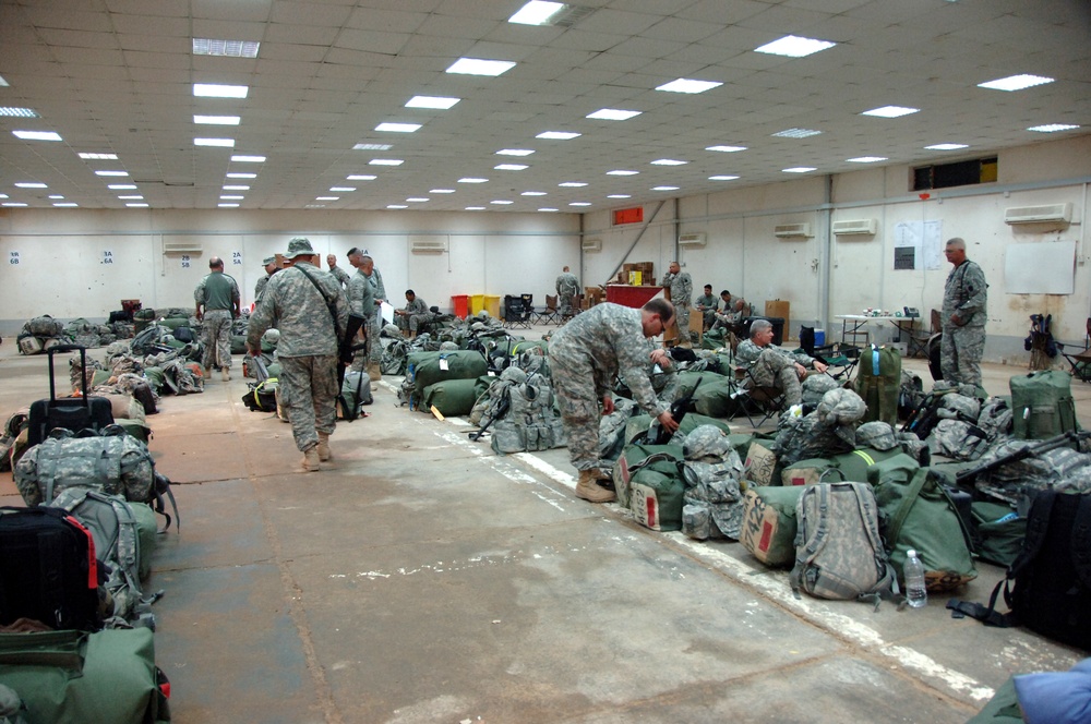 Pennsylvania National Guard departs