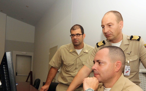 Representatives from 11 Countries Arrive for EPC 09