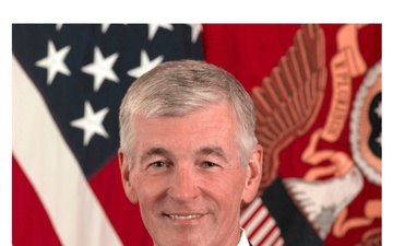 John McHugh assumes duties as 21st Secretary of the Army