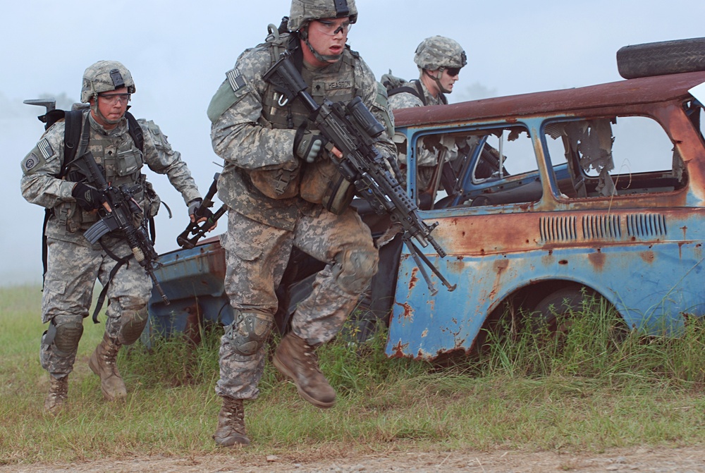 Live Fire: 2nd Brigade Combat Team paratroopers get a taste of real combat during platoon live fire exercise