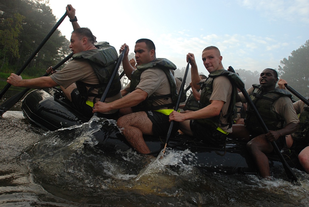 Engineers commemorate World War II river crossing