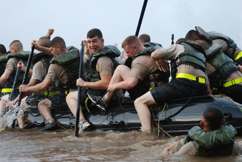 Engineers commemorate World War II river crossing