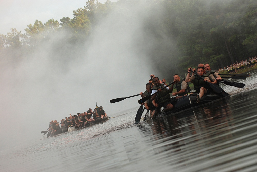 Engineers commemorate World War II river crossing