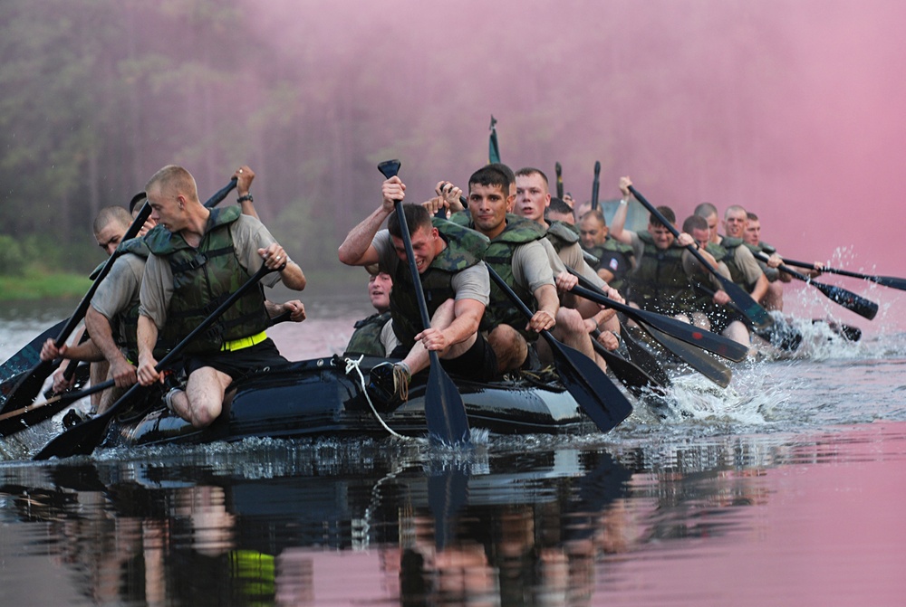 Engineers commemorate World War II river crossing