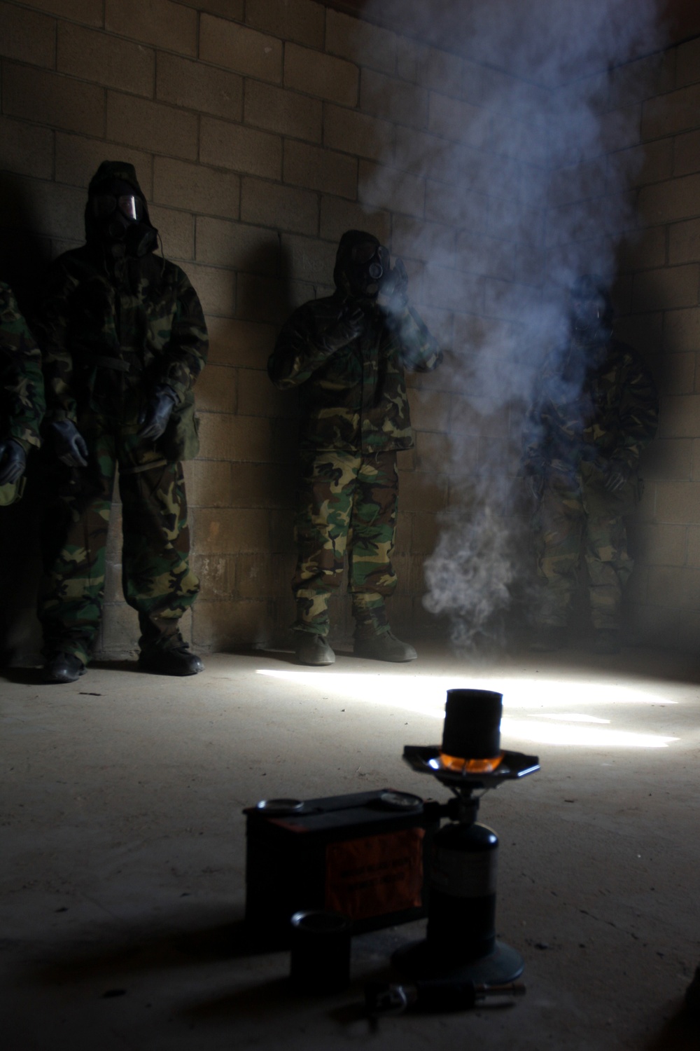 Headquarters Battalion completes gas chamber qual