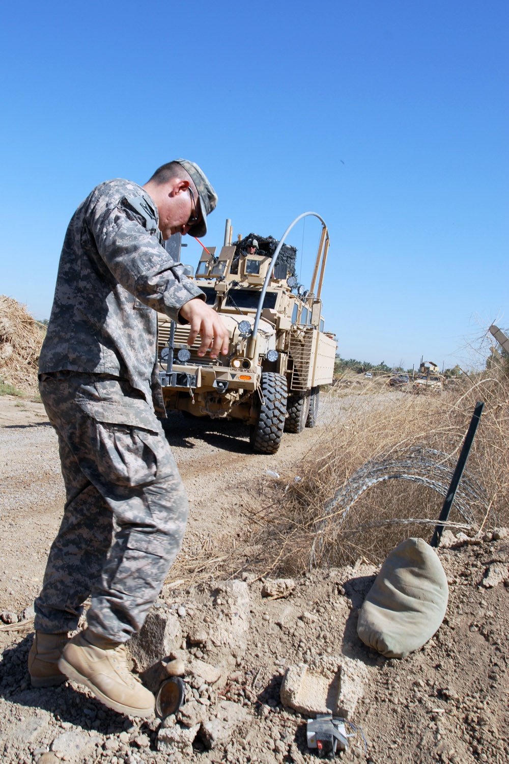 Engineers train to combat IEDs