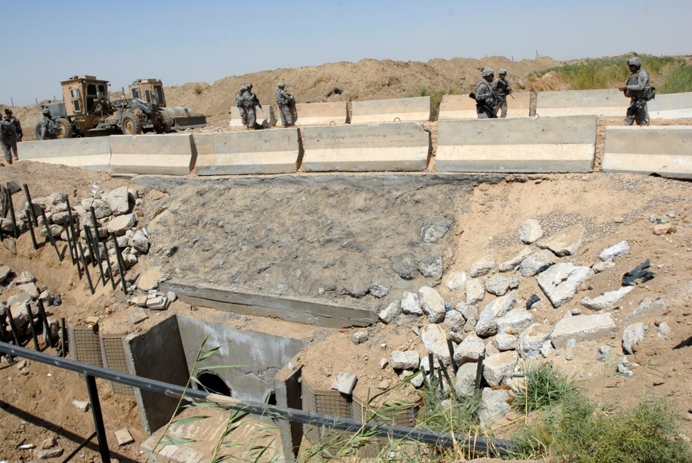 New bridge built on washed-out Route Arnhem