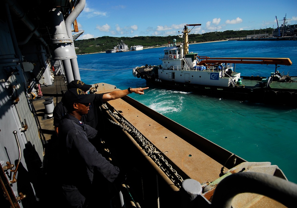 USS Harpers Ferry in Japan