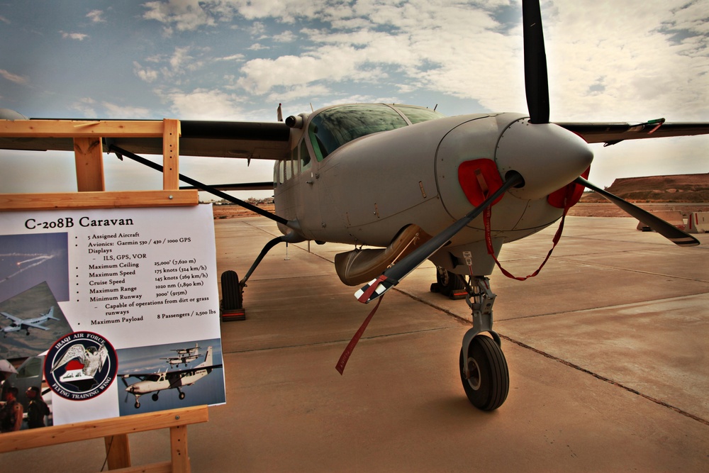 Iraqi airmen earn wings