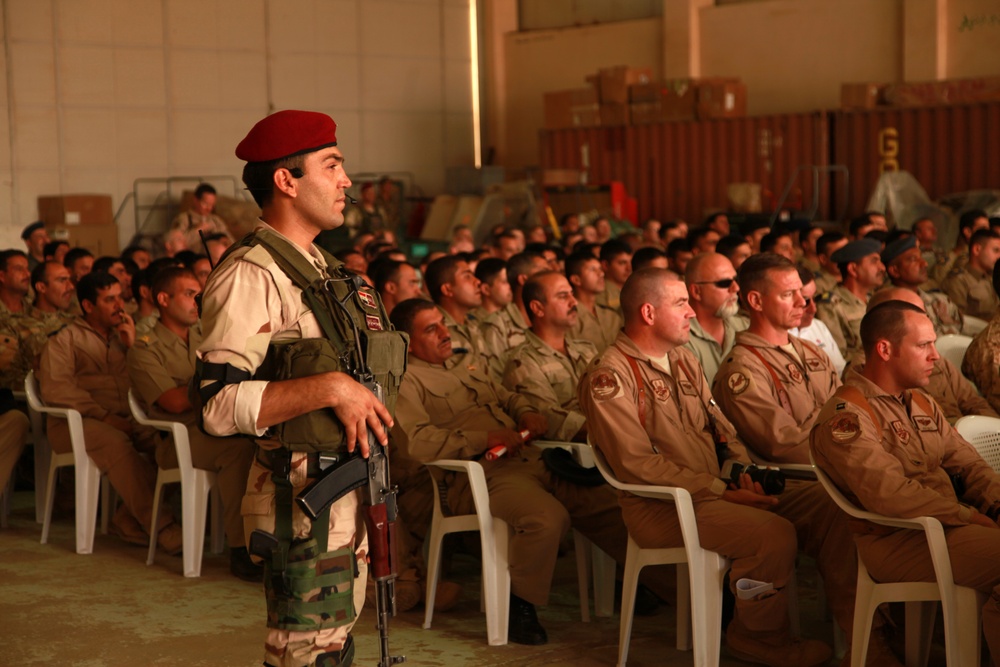 Iraqi airmen earn wings